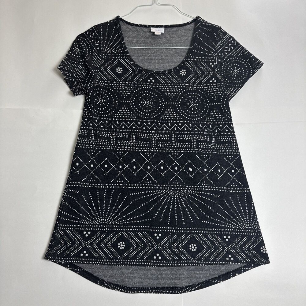 LuLaRoe Women Irma‎ Sz XXS Black White Geometric Dot Texture T Shirt A Line